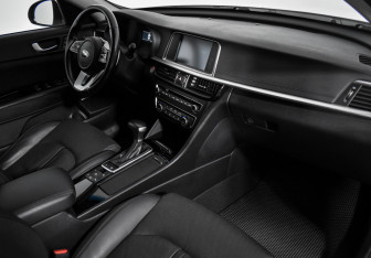 Подержанный автомобиль Kia Optima Sedan 2018 года (15 фото)