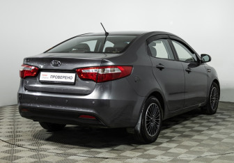 Подержанный автомобиль Kia Rio Sedan 2012 года (5 фото)
