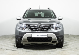 Подержанный автомобиль Renault Duster 2021 года (2 фото)
