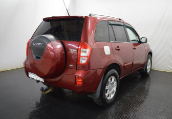 Подержанный автомобиль Chery Tiggo (T11) 2014 года (5 фото)