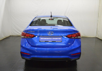 Подержанный автомобиль Hyundai Solaris Sedan 2018 года (6 фото)