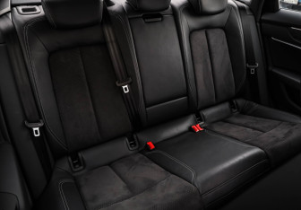 Подержанный автомобиль Audi A6 Sedan 2019 года (25 фото)