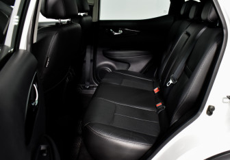 Подержанный автомобиль Nissan Qashqai 2018 года (13 фото)