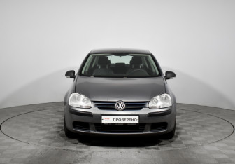 Подержанный автомобиль Volkswagen Golf Hatchback 2007 года (2 фото)