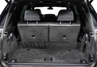 Подержанный автомобиль BMW X7 2021 года (15 фото)