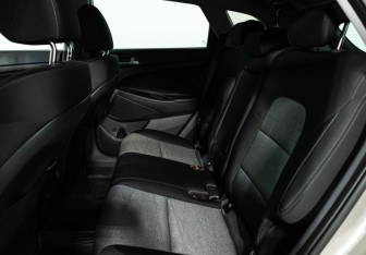 Подержанный автомобиль Hyundai Tucson 2020 года (10 фото)