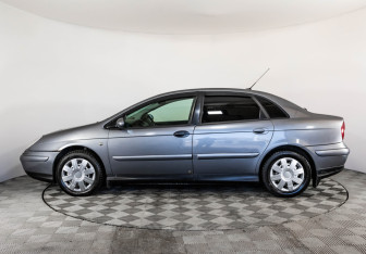 Подержанный автомобиль Citroen C5 Liftback 2004 года (8 фото)