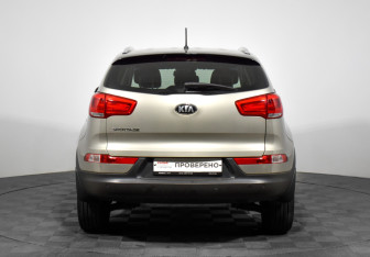 Подержанный автомобиль Kia Sportage 2014 года (6 фото)