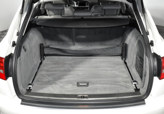 Подержанный автомобиль Audi A6 allroad 2010 года (21 фото)