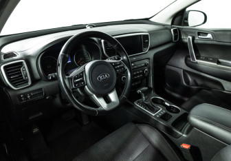 Подержанный автомобиль Kia Sportage 2021 года (11 фото)