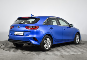 Подержанный автомобиль Kia Ceed Hatchback 2019 года (5 фото)