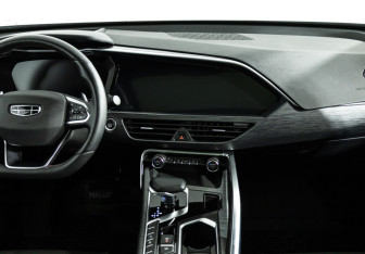 Подержанный автомобиль Geely Tugella 2023 года (14 фото)