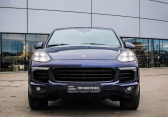 Подержанный автомобиль Porsche Cayenne 2017 года (4 фото)