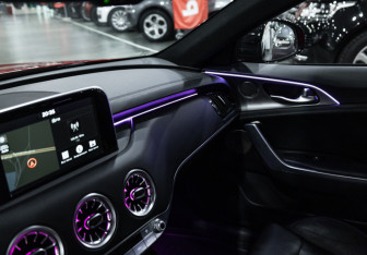 Подержанный автомобиль Kia Stinger 2018 года (26 фото)