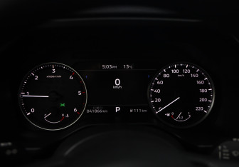 Подержанный автомобиль Mitsubishi L200 2025 года (16 фото)