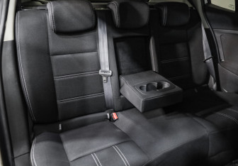 Подержанный автомобиль Renault Megane Hatchback 2013 года (20 фото)