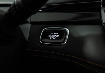 Подержанный автомобиль Changan UNI-K 2023 года (25 фото)