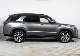 Подержанный автомобиль Changan CS95 2024 года (4 фото)