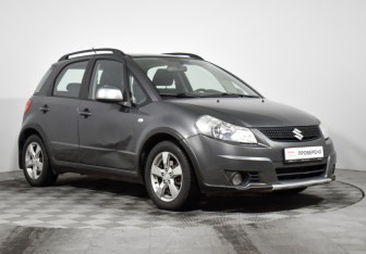 Подержанный автомобиль Suzuki SX4 Hatchback 2010 года (3 фото)