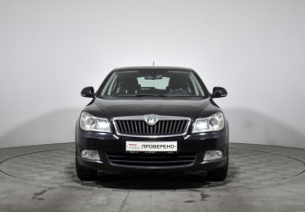 Подержанный автомобиль Skoda Octavia Liftback 2013 года (2 фото)
