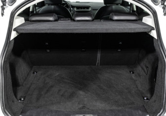 Подержанный автомобиль Jaguar E-Pace 2019 года (20 фото)