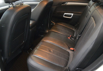 Подержанный автомобиль Opel Antara 2012 года (10 фото)