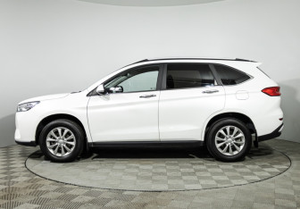 Подержанный автомобиль Haval M6 2023 года (8 фото)