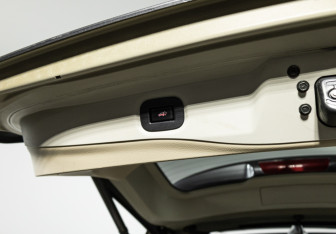Подержанный автомобиль Nissan X-Trail 2017 года (22 фото)