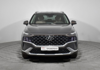 Подержанный автомобиль Hyundai Santa Fe 2021 года (2 фото)