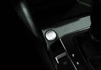 Подержанный автомобиль Volkswagen Tiguan 2018 года (18 фото)