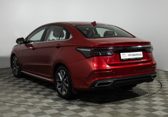 Подержанный автомобиль Omoda S5 2023 года (7 фото)