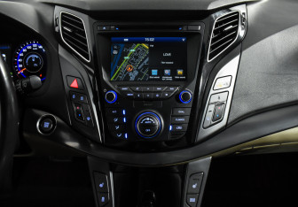 Подержанный автомобиль Hyundai i40 Sedan 2015 года (17 фото)