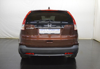 Подержанный автомобиль Honda CR-V 2013 года (6 фото)