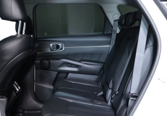 Подержанный автомобиль Kia Sorento 2020 года (23 фото)