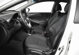 Подержанный автомобиль Hyundai Solaris Sedan 2016 года (10 фото)