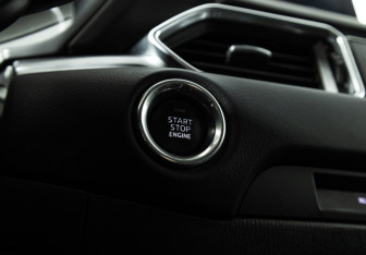 Подержанный автомобиль Mazda CX-5 2021 года (15 фото)