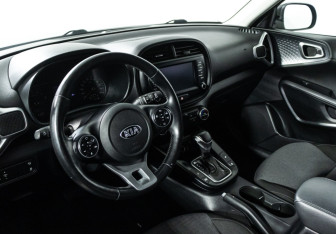 Подержанный автомобиль Kia Soul 2020 года (11 фото)