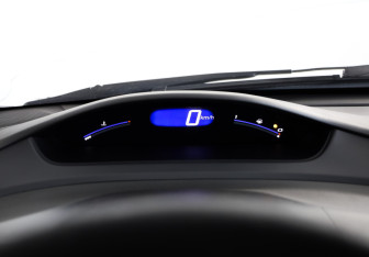 Подержанный автомобиль Honda Civic Sedan 2008 года (12 фото)