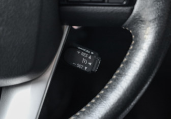 Подержанный автомобиль Toyota Fortuner 2019 года (13 фото)