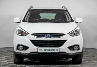 Подержанный автомобиль Hyundai ix35 2014 года (2 фото)