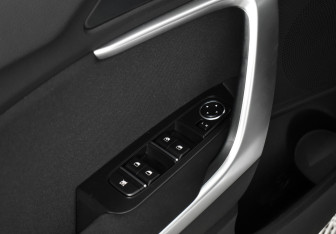 Подержанный автомобиль Kia Ceed Wagon 2020 года (10 фото)