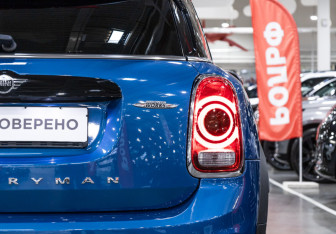 Подержанный автомобиль MINI Countryman 2019 года (15 фото)