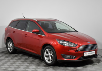 Подержанный автомобиль Ford Focus Wagon 2016 года (3 фото)