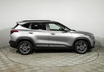 Подержанный автомобиль Kia Seltos 2020 года (4 фото)