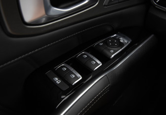 Подержанный автомобиль Kia Sorento 2022 года (22 фото)