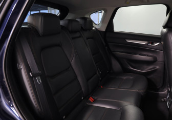 Подержанный автомобиль Mazda CX-5 2017 года (22 фото)