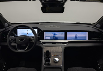 Новый Geely Monjaro 2025 (10 фото)