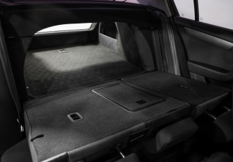 Подержанный автомобиль Volkswagen Passat Sedan 2012 года (24 фото)