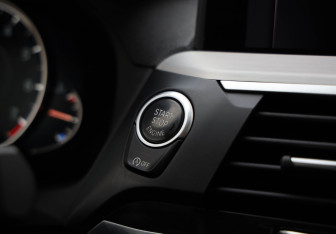 Подержанный автомобиль BMW X3 2019 года (16 фото)