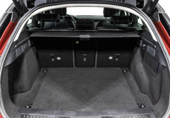 Подержанный автомобиль Land Rover Range Rover Velar 2018 года (26 фото)